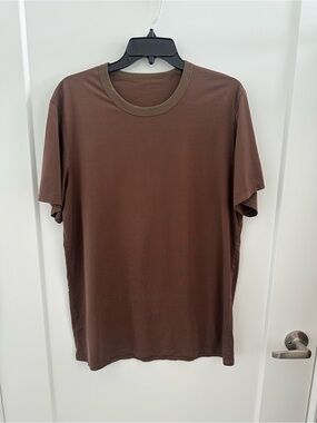Men's Lululemon Classic Crewneck T-Shirt in Brown